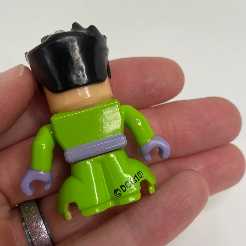 Batman The Riddler 2” Figure - Picture 3 of 4